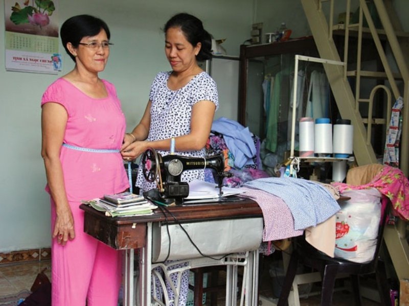 Mộng thấy người khác đi may quần áo